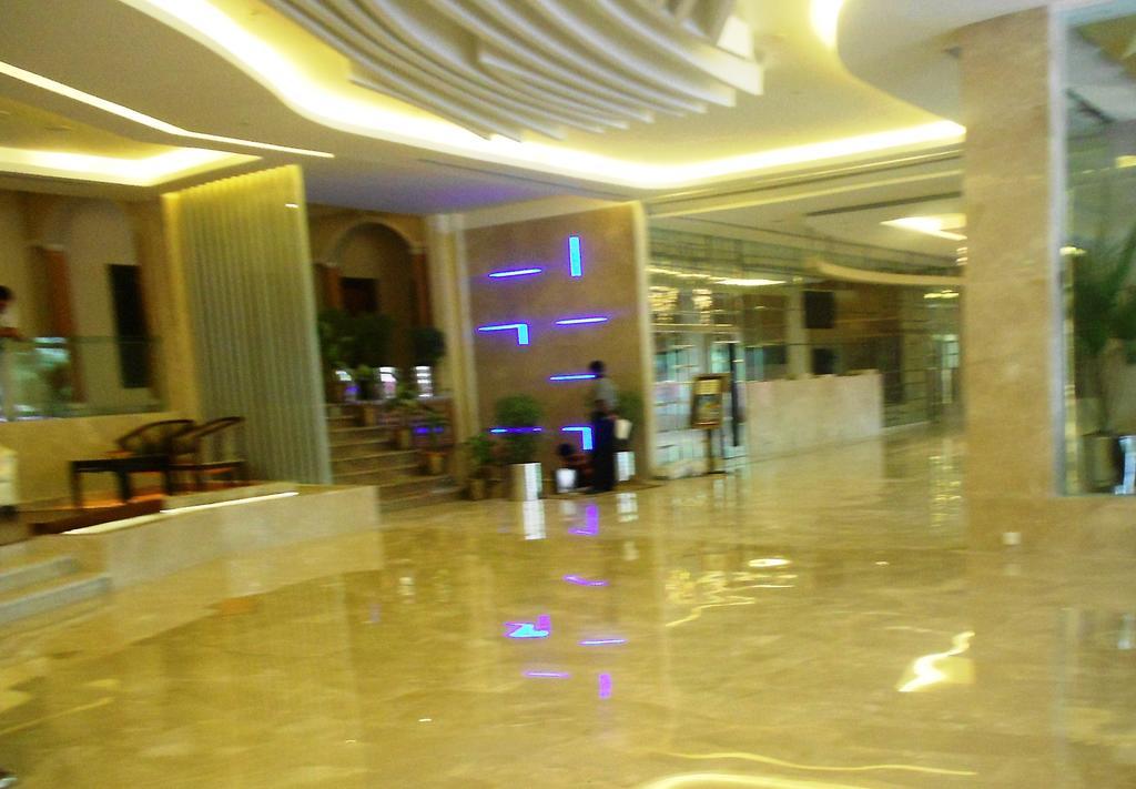 Hotel Babylon International Rāipur Quarto foto
