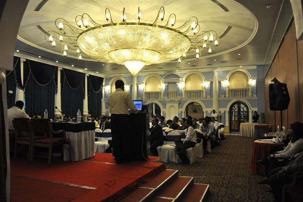 Hotel Babylon International Rāipur Exterior foto